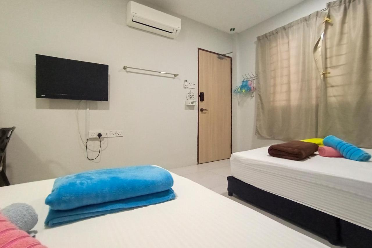 Hom2Rex Kuching Homestay Taman Timberland المظهر الخارجي الصورة